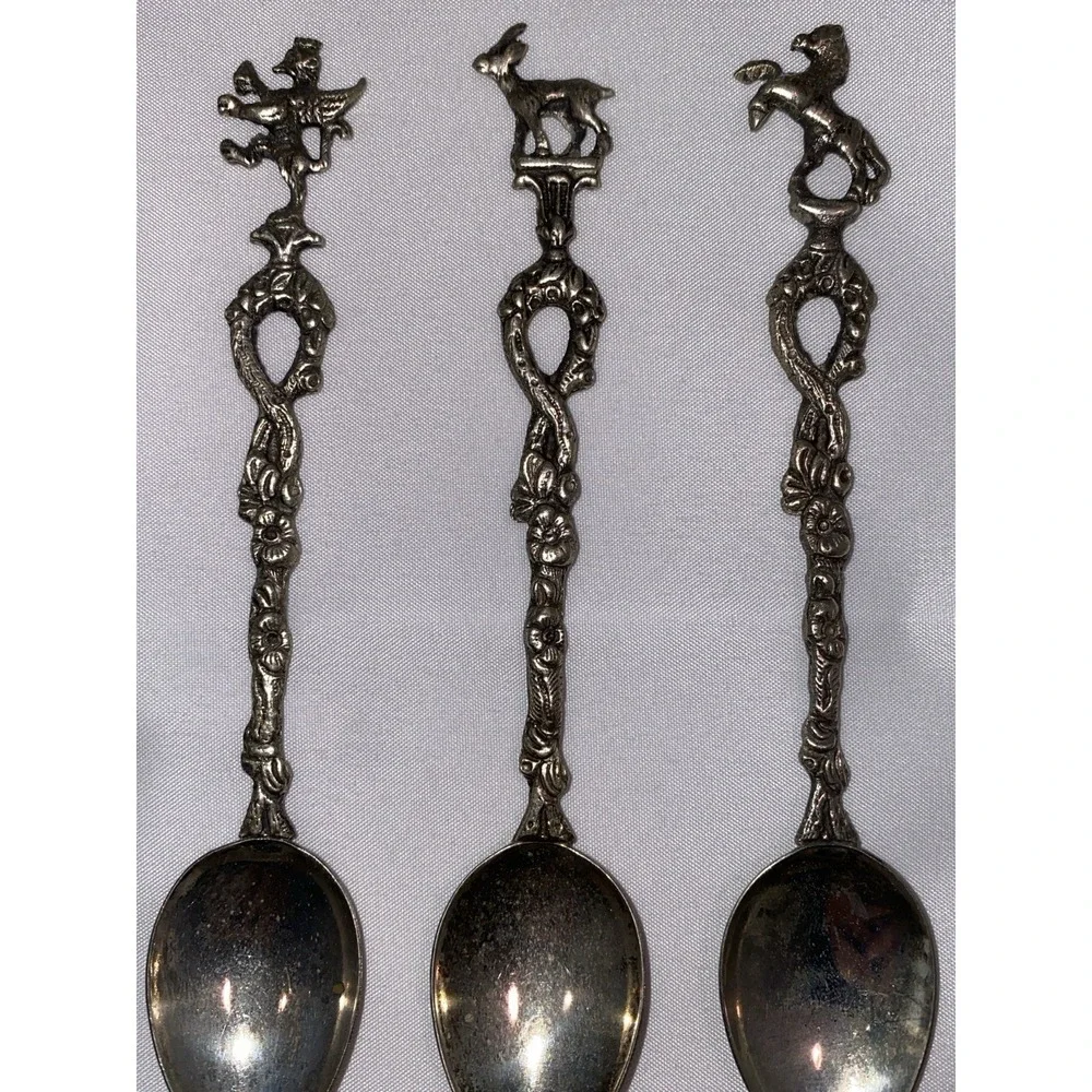 Set of 7 Montagnani Style Italy Stamped Figural Demitasse‎ Spoons Ornate Vintage